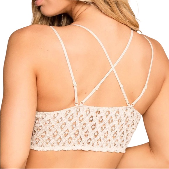 Anemone Elise large black lace padded bralette thin double straps & elastic back - Picture 14 of 14